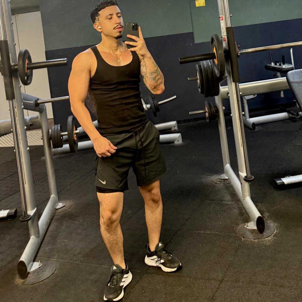 Chico busca chica en Mallorca: 