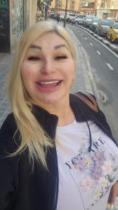661311140: Chica busca chico en Madrid