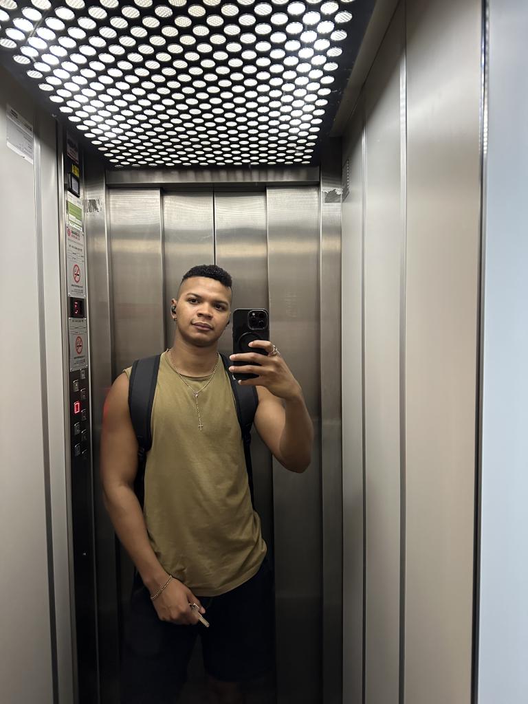 Chico busca chica en Barcelona: 