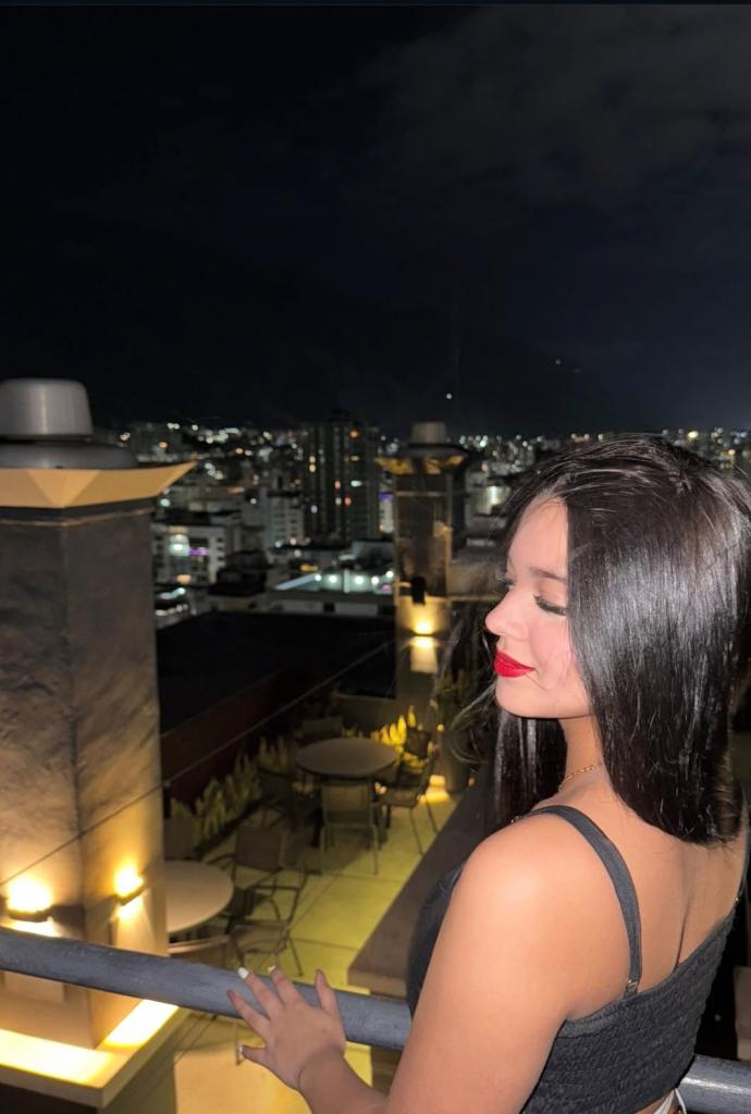 Chica busca chico en Tenerife: 