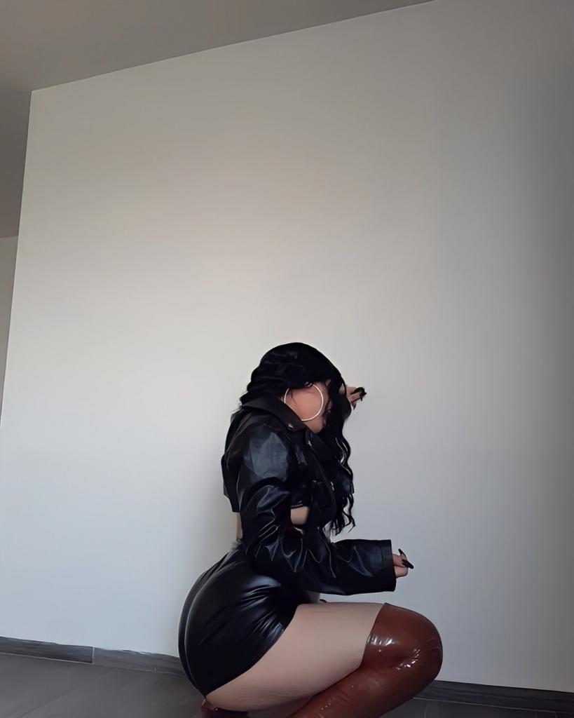 Chica busca chico en Barcelona: 