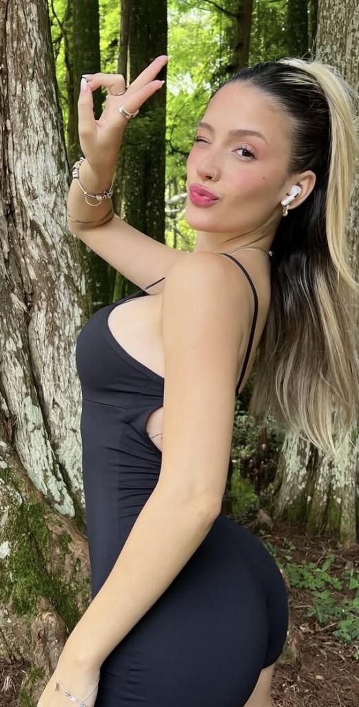 664713803: Chica busca chico en Alicante