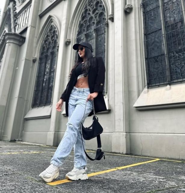 613121956: Chica busca chico en Málaga