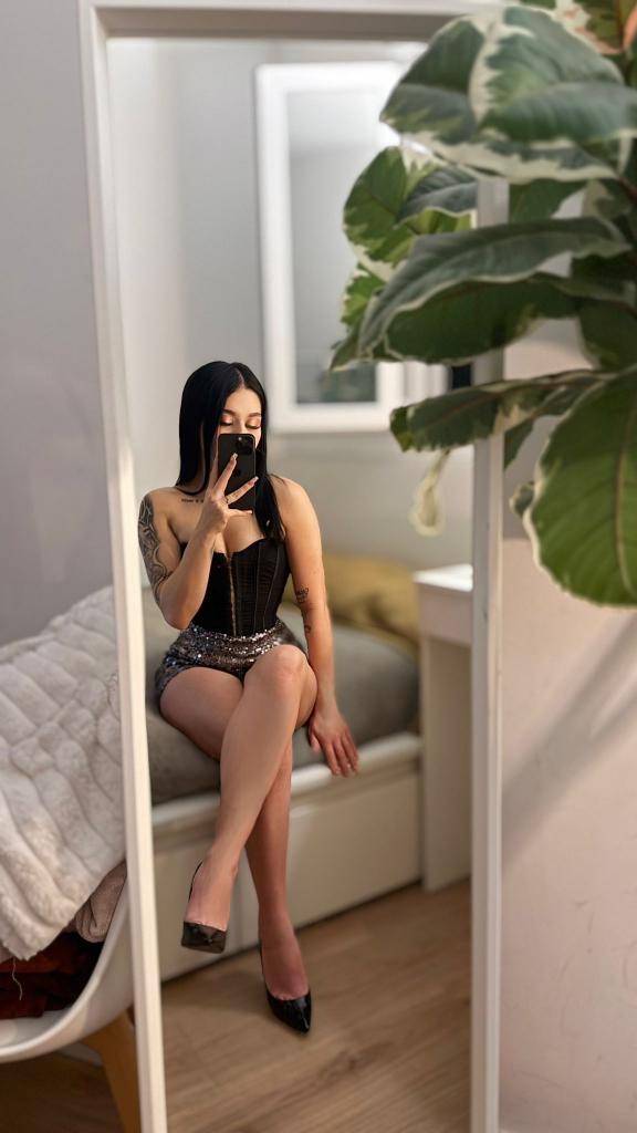 Chica busca chico en Sevilla: 