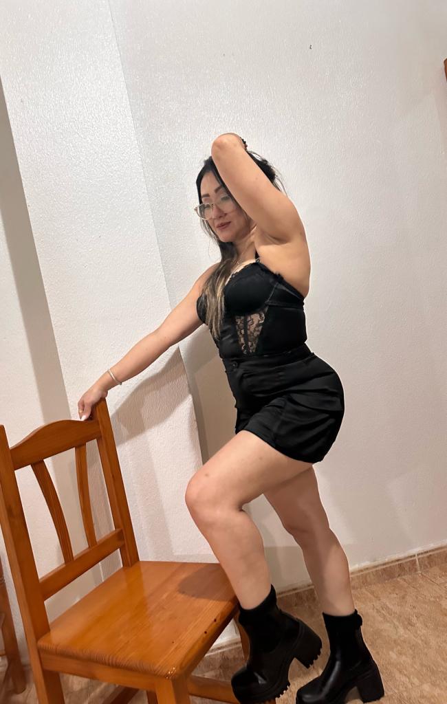 613635993: Chica busca chico en Murcia