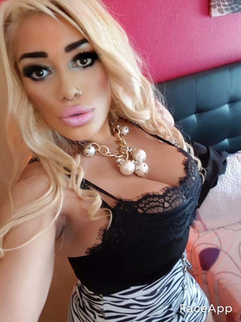 Chica busca chico en León: 