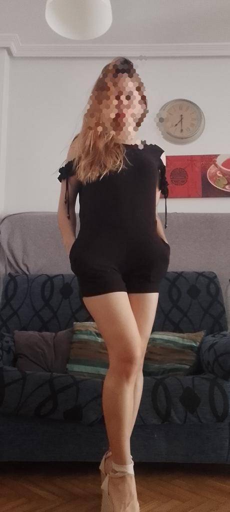 664061021: Chica busca chico en Madrid