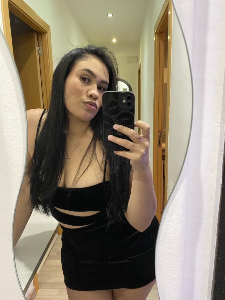 641380311: Chica busca chico en La Coruña