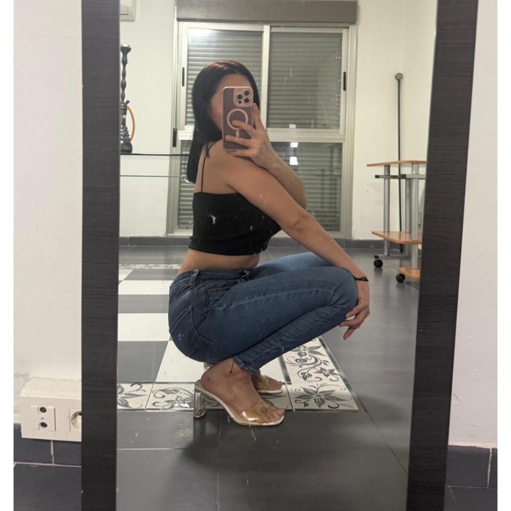 Chica busca chico en Granada: 