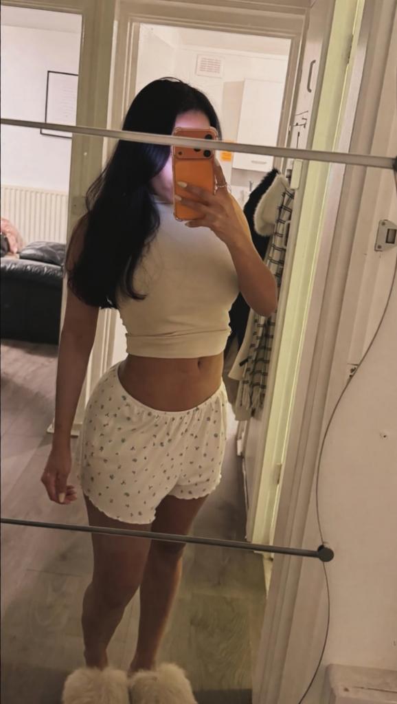 Chica busca chico en Almería: 