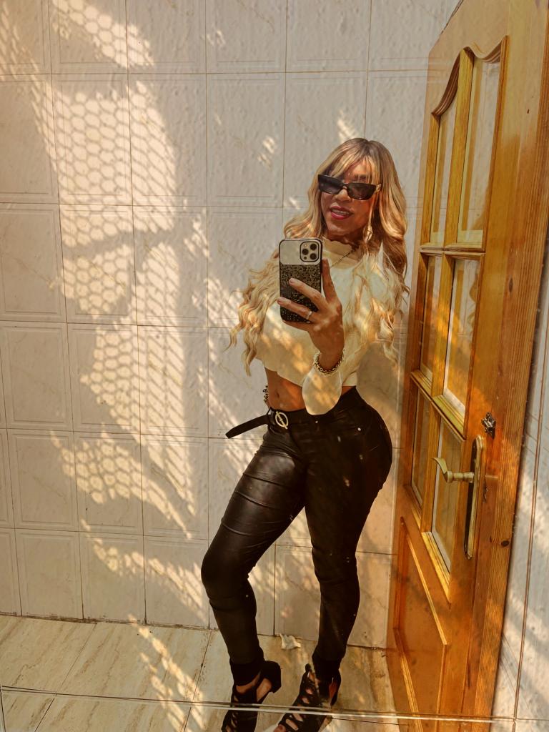 613758046: Travesti en Alicante