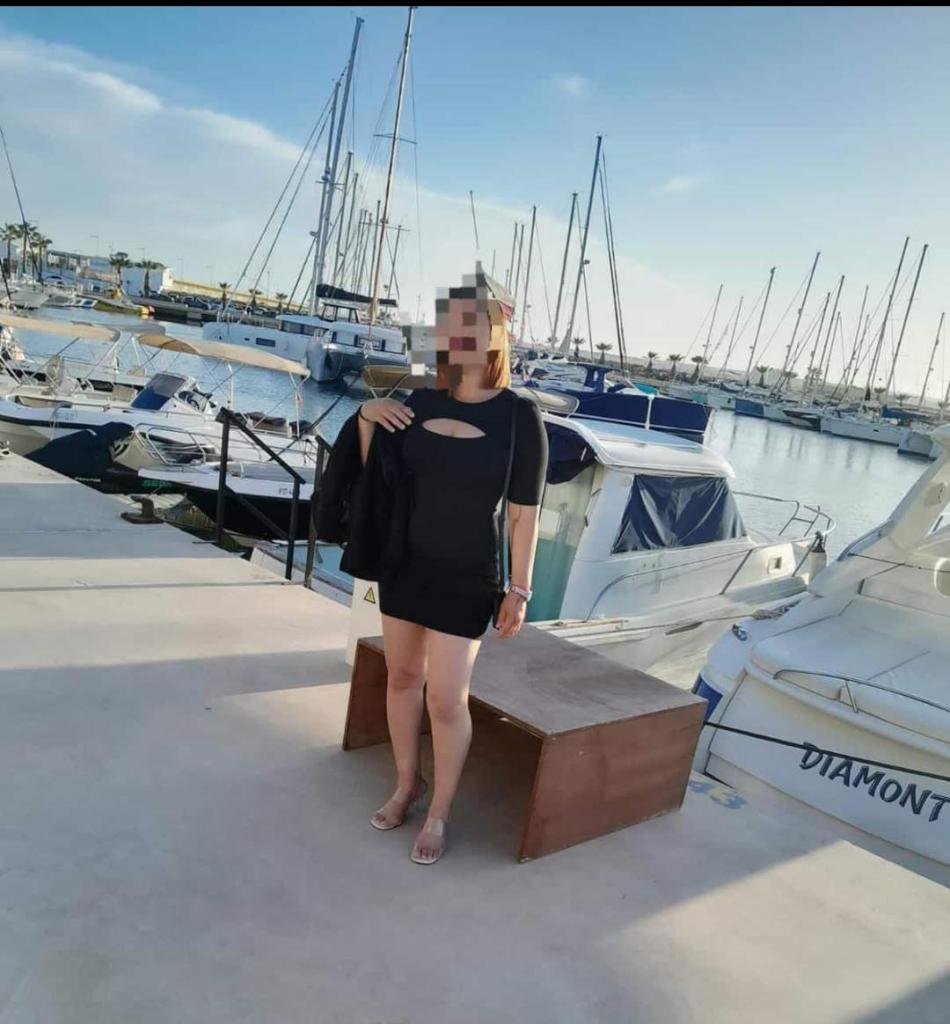Chica busca chico en Menorca: 