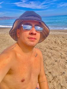 662333513: Chico busca chica en Valencia