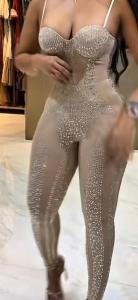 643989607: Chica busca chico en Madrid