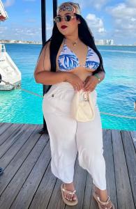 617089104: Chica busca chico en Barcelona