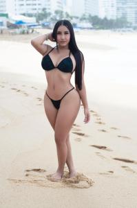 697537672: Chica busca chico en Madrid