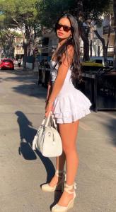 631295679: Chica busca chico en Lérida