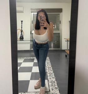 642690669: Chica busca chico en Granada