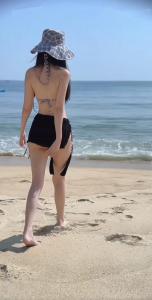 677577366: Chica busca chico en Valencia