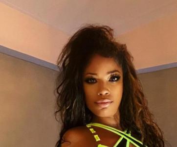 643614283: Chica busca chico en Valencia