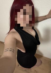 663871017: Chica busca chico en Murcia