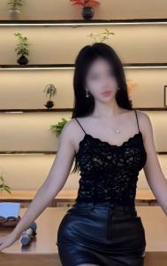 622718561: Chica busca chico en Gerona