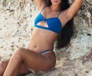 637586644: Chica busca chico en Barcelona