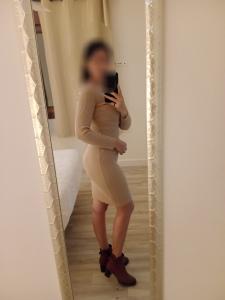 631061196: Chica busca chico en Málaga