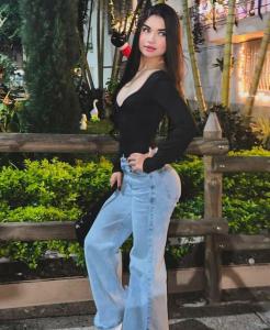 632901271: Chica busca chico en Cádiz