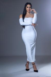 617492072: Chica busca chico en Barcelona