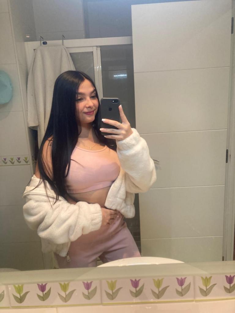 Chica busca chico en Sevilla: 