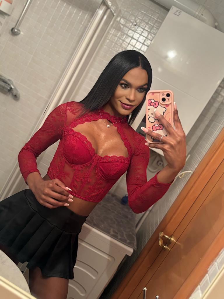 603118221: Transexual en Zaragoza