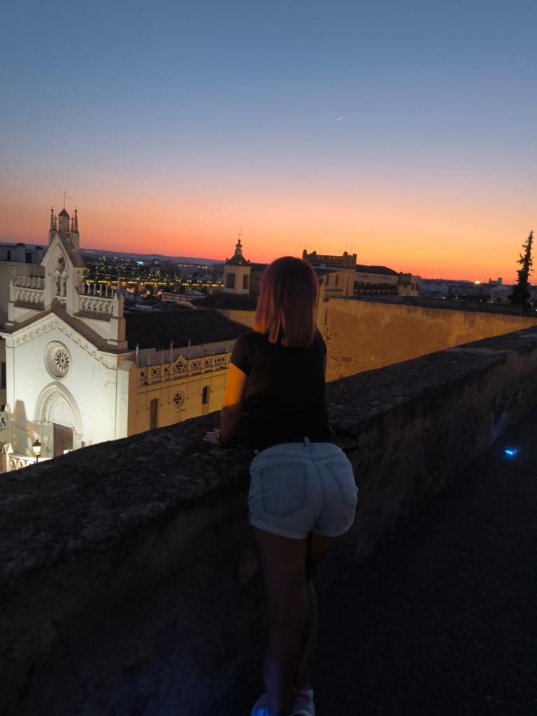 642232089: Chica busca chico en La Coruña