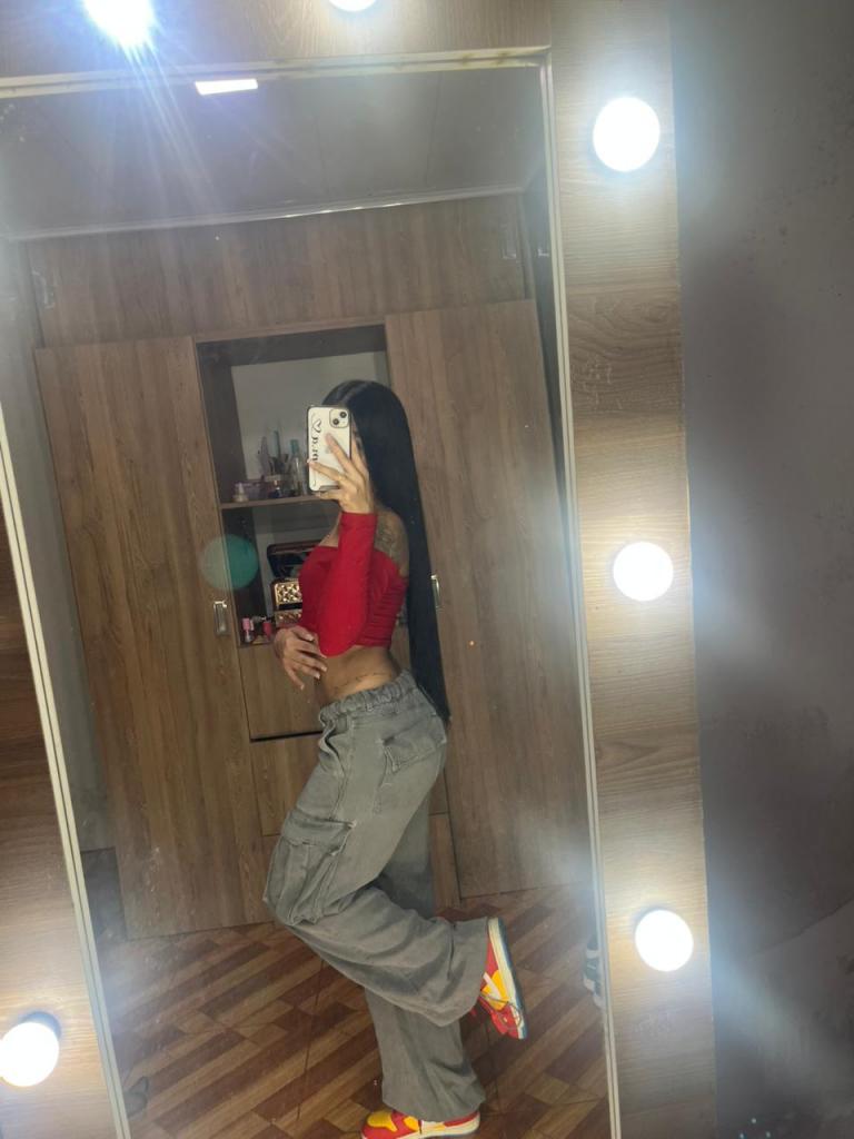 Chica busca chico en Cádiz: 