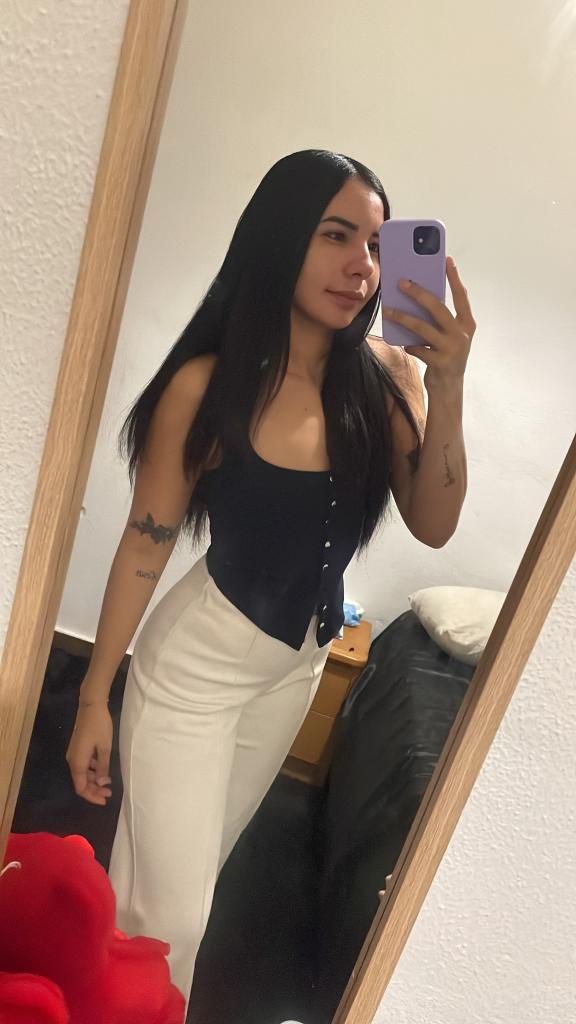 602403939: Chica busca chico en Cádiz