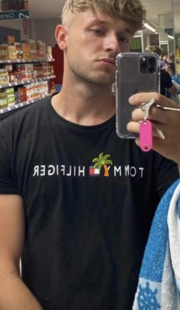 612411515: Chico busca chica en La Coruña