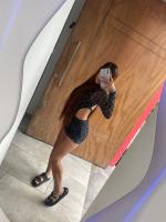 617492072: Chica busca chico en Barcelona