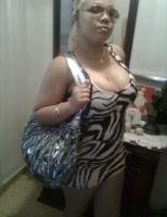 697456866: Chica busca chico en Madrid