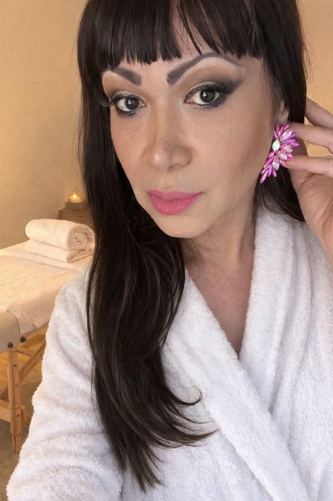 617510100: Travesti en Barcelona