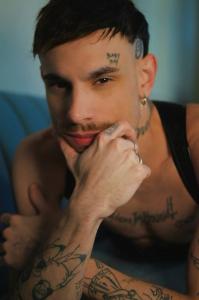 Chico busca chica en Barcelona: 