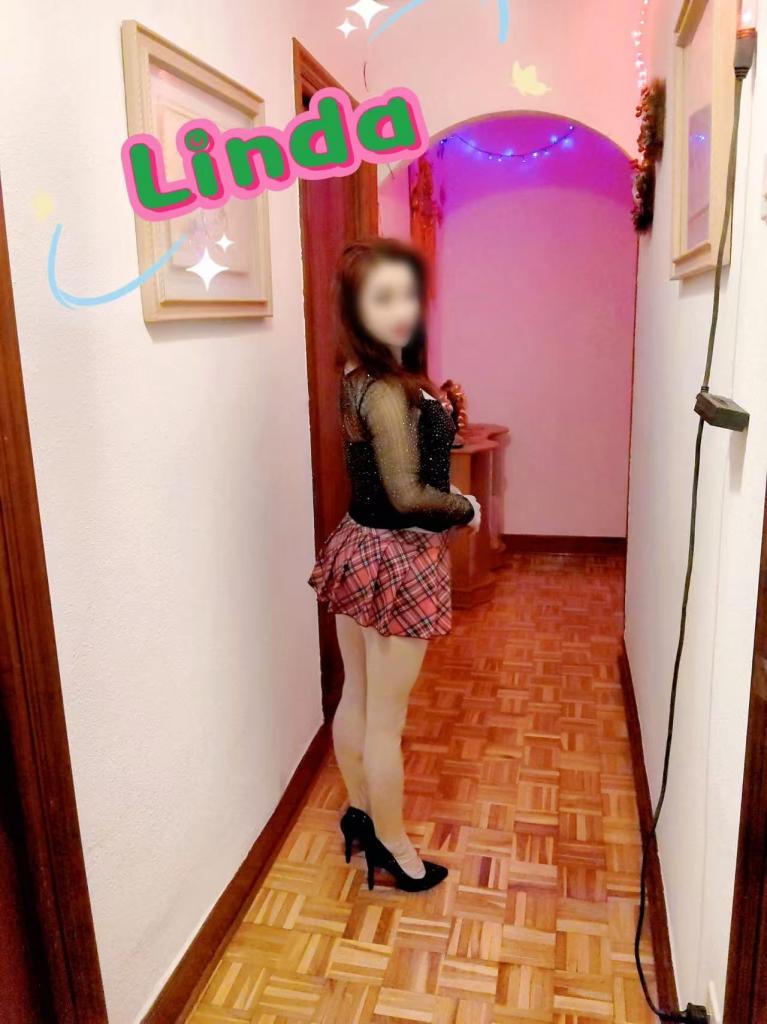 663581777: Chica busca chico en Guipúzcoa