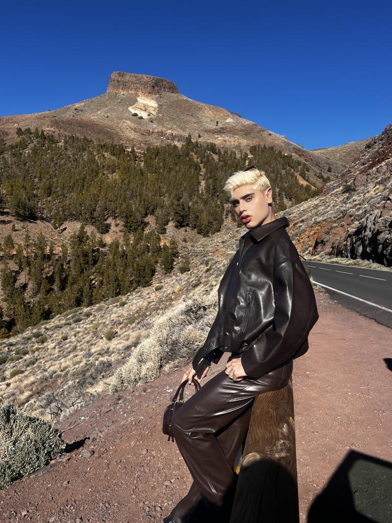 Chico busca chica en Tenerife: 