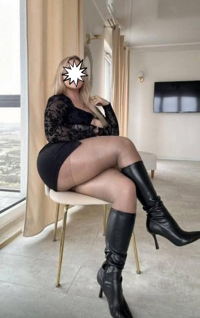 667380184: Chica busca chico en Málaga