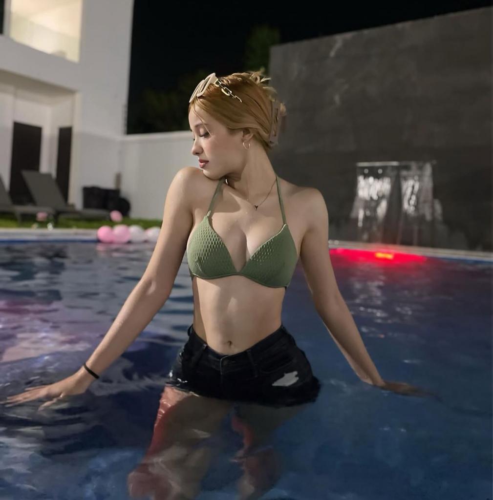 742032946: Chica busca chico en Huelva