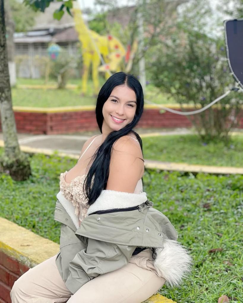 617771878: Chica busca chico en Mallorca