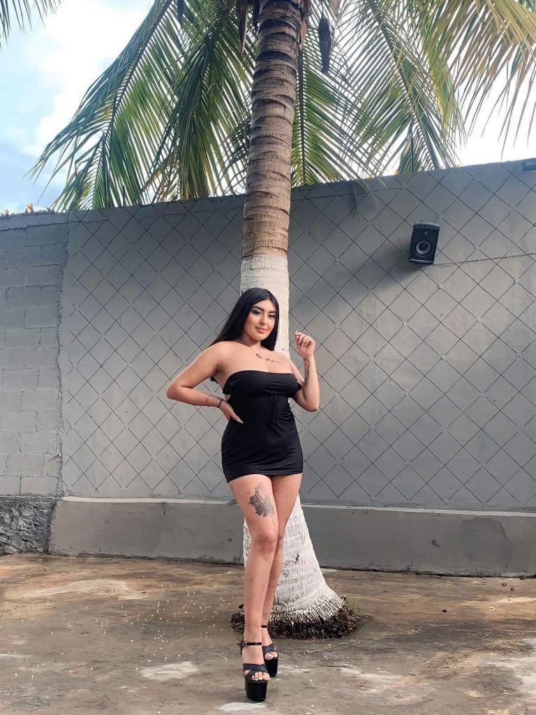 603866181: Chica busca chico en Barcelona