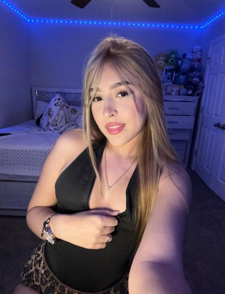 631582255: Chica busca chico en Alicante