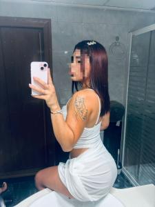 663185865: Chica busca chico en Murcia