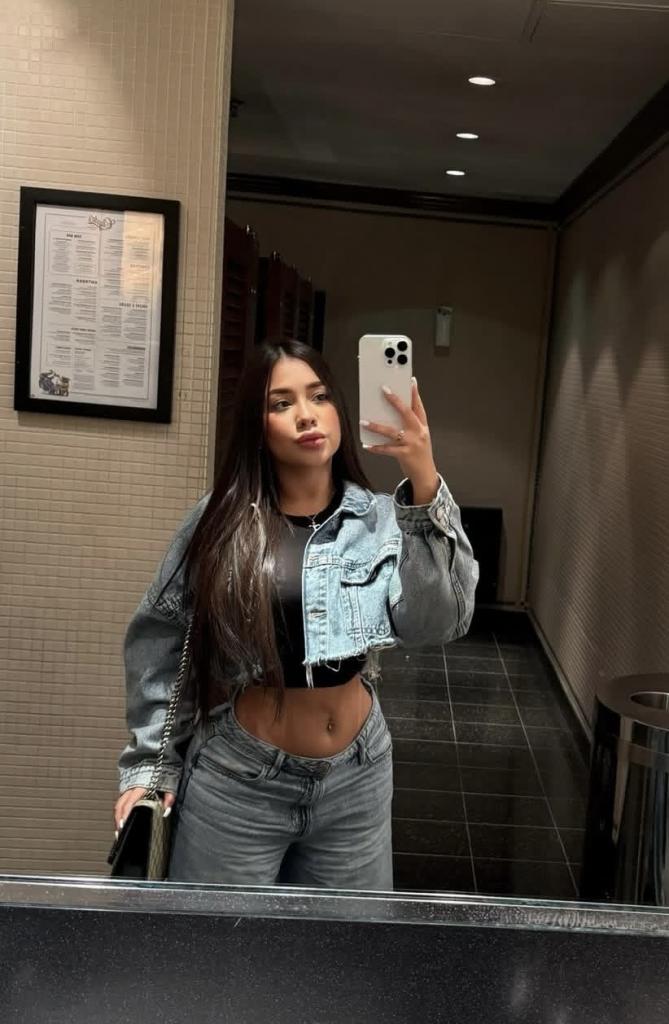 Chica busca chico en Tenerife: 