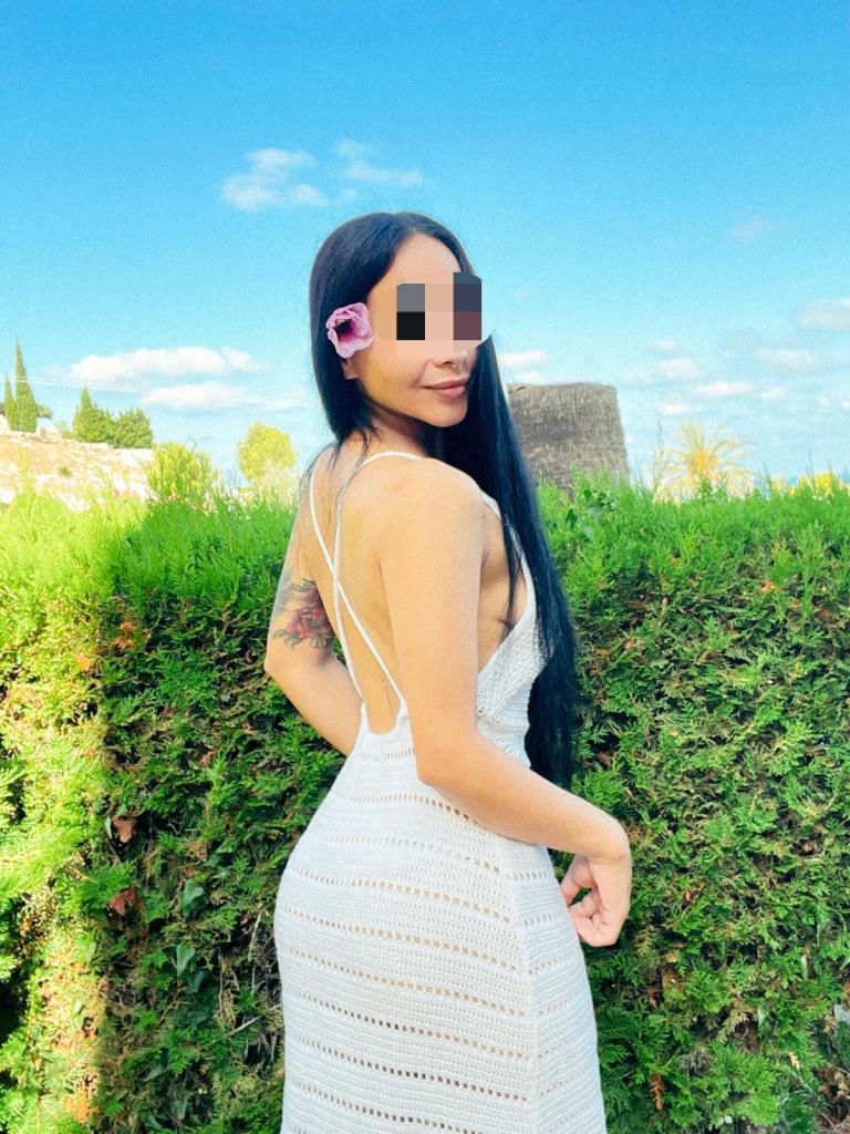 742005308: Chica busca chico en Madrid